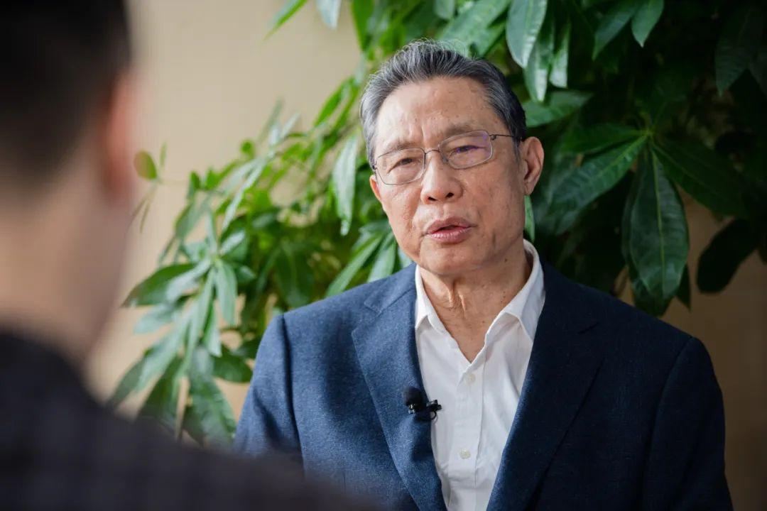 钟南山最新疫情汇报，科技先锋，守护健康未来